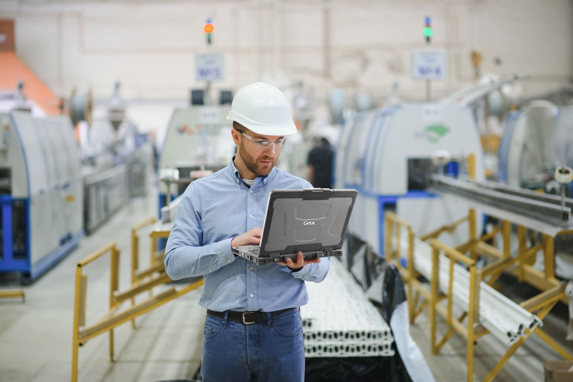 Getac_B360X_Scenario_Manufacturing_260921_compressed